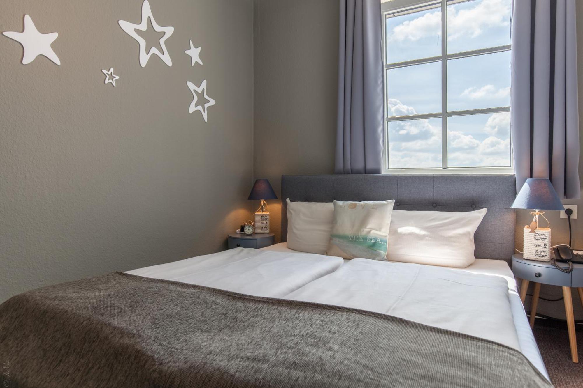 Akzent Strandhotels Seestern, Delphin & Lachs Wilhelmshaven Exterior foto